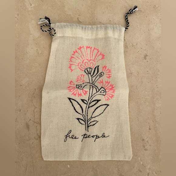 Free People Accessory Bag - Picture 1 of 3